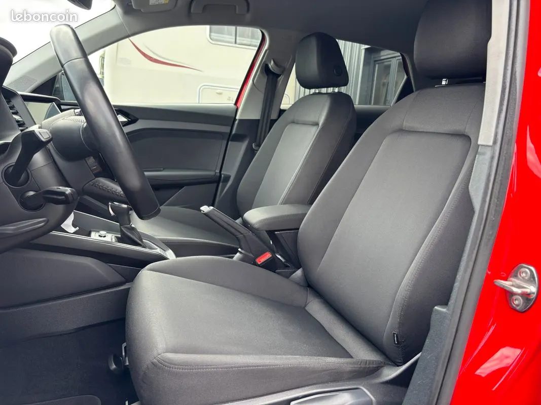 Audi A1 Sportback S line rouge — photo 5