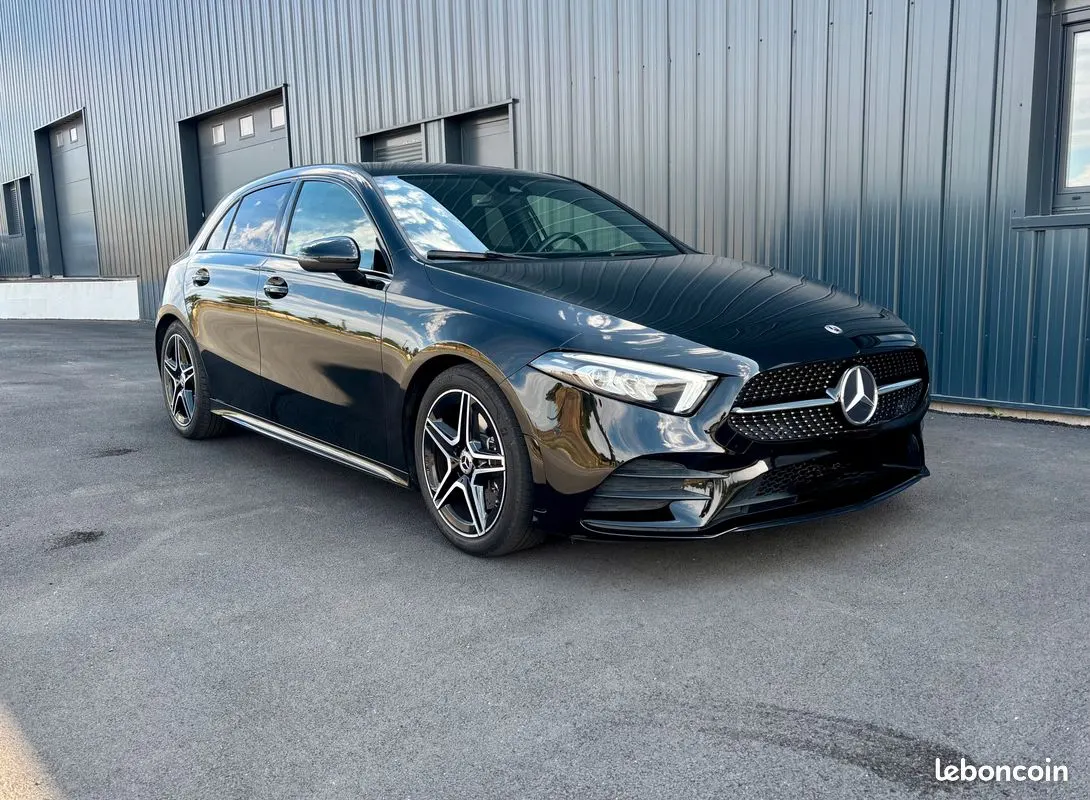 Mercedes Classe A 220 AMG Line noire — photo 1