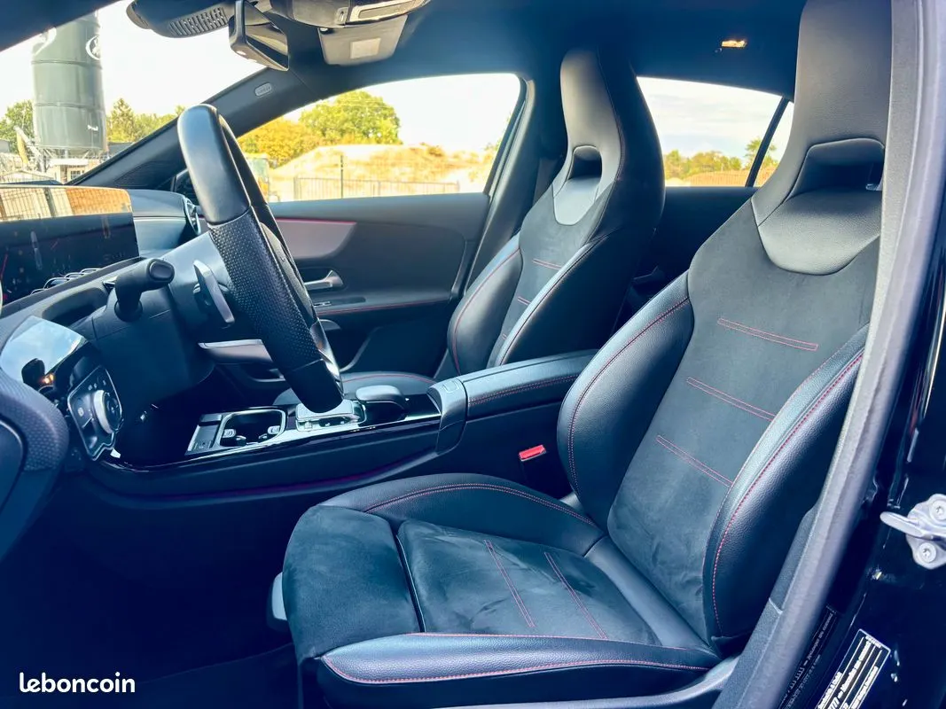 Mercedes Classe A 220 AMG Line noire — photo 5